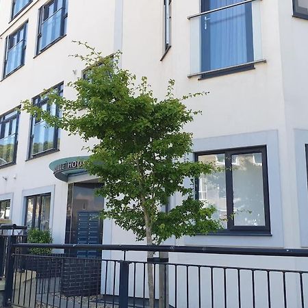 Modern Apartment With Stunning Sea View Weston-super-Mare Esterno foto