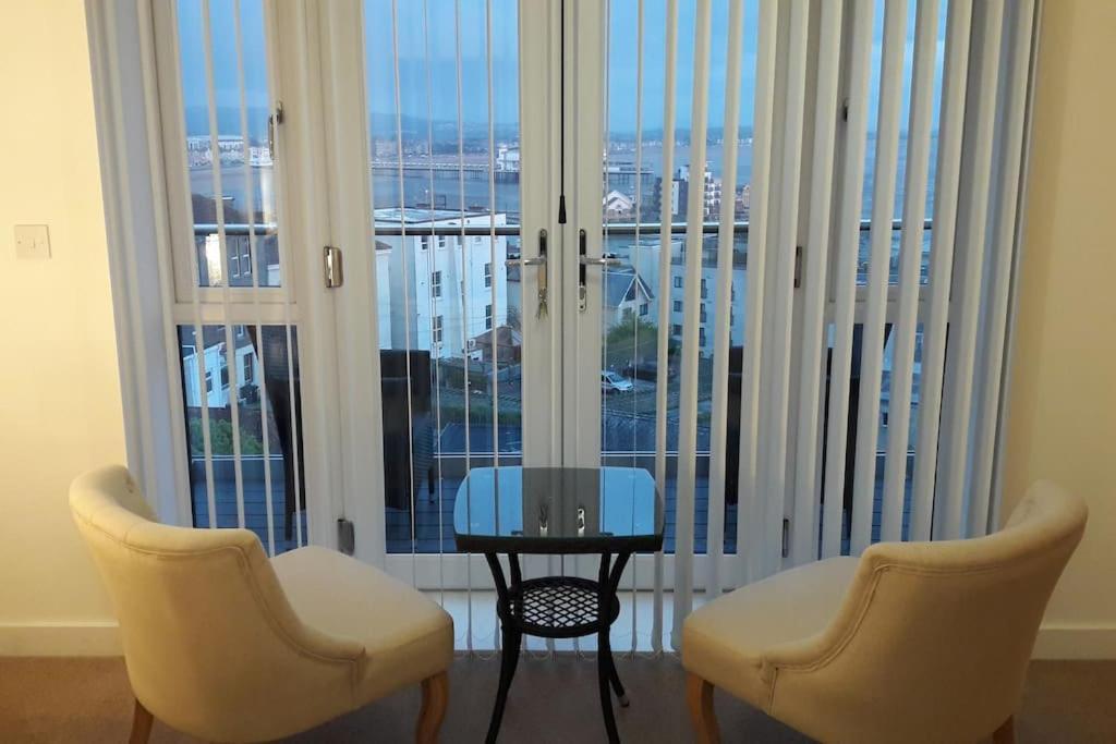 Modern Apartment With Stunning Sea View Weston-super-Mare Esterno foto